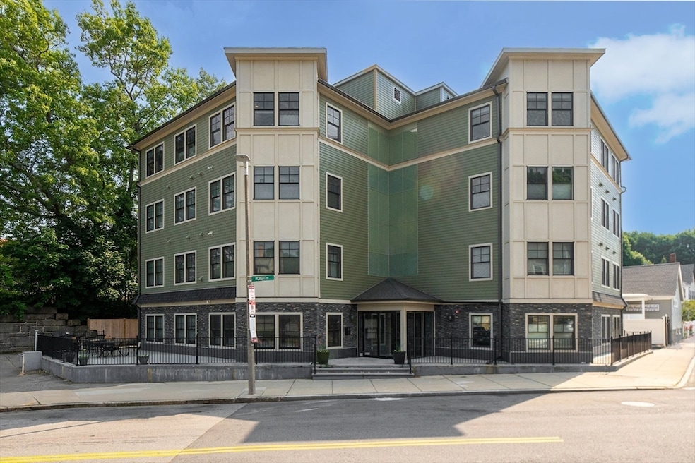 For Sale $625,000 • Co-Listing Agent