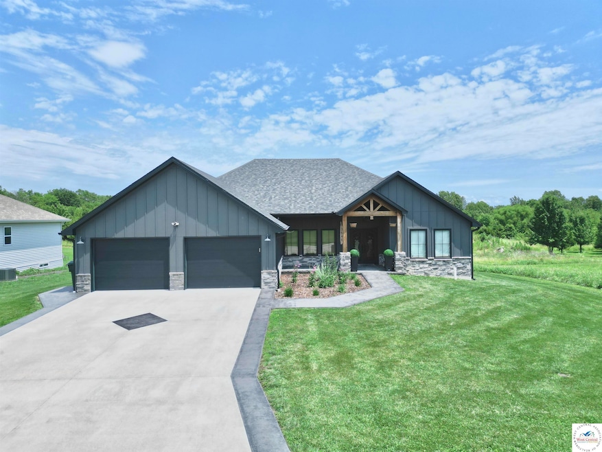 For Sale $474,000