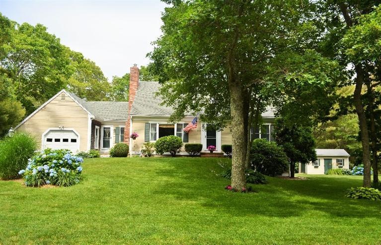 12 Anchor Ln, Cotuit, MA 02635 - photo 1