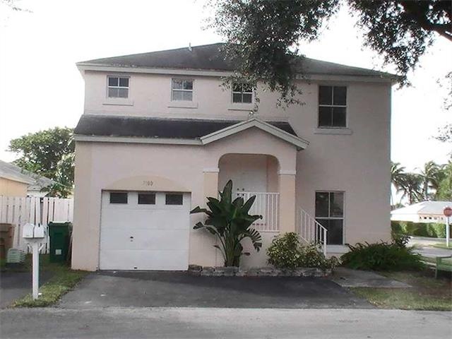 7100 SW 41st Place, Davie, FL 33314 - photo 1