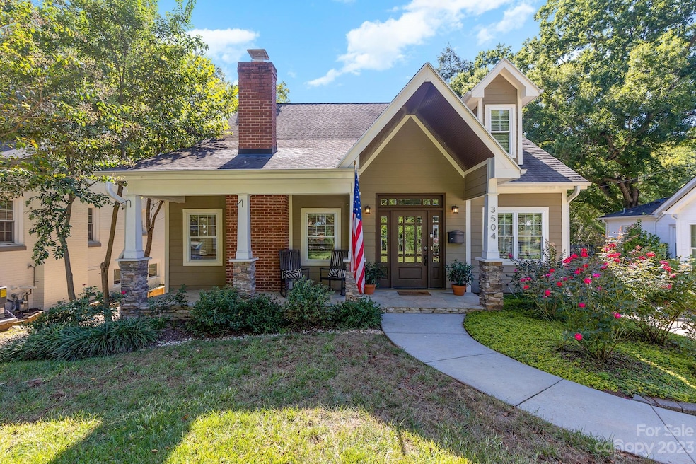 Sold $900,000 • Co-Listing Agent