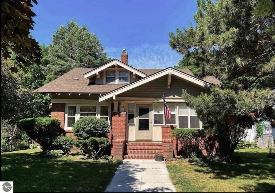 708 S Fancher St, Mount Pleasant, MI 48858 - photo 1