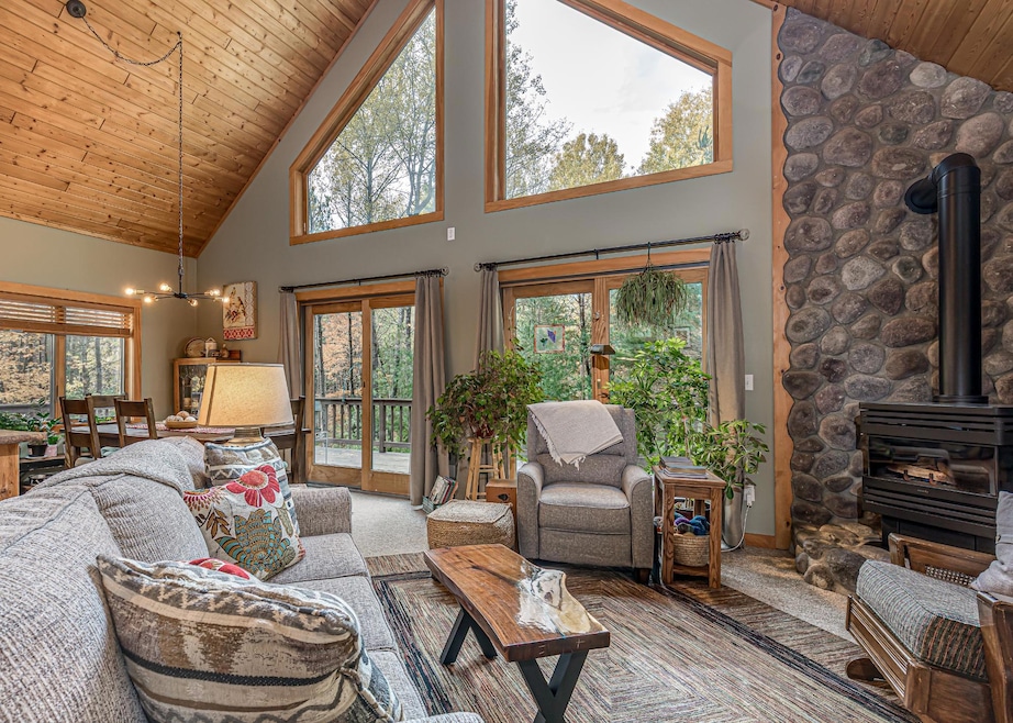 Under Contract $499,900