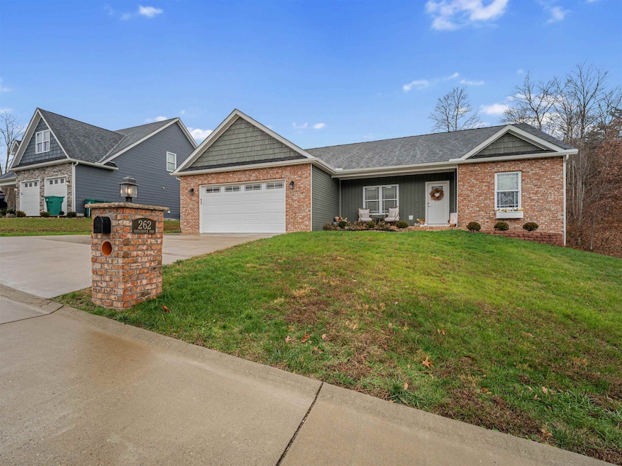 262 Castleknock Rd, Winfield, WV 25213 - photo 1