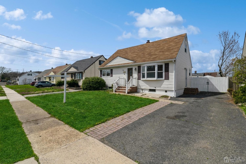 10 Barkalow St, South Amboy, NJ 08879 - photo 1