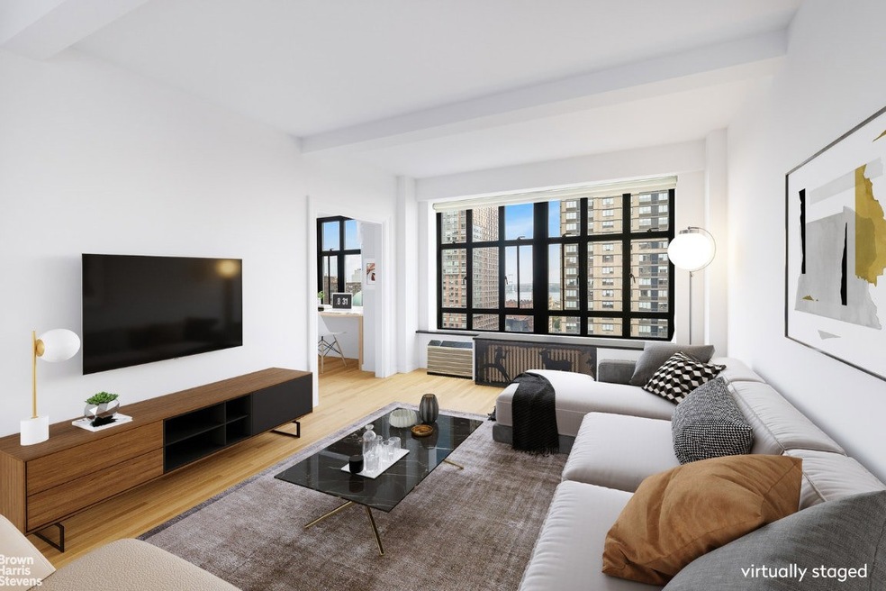 Sold $1,235,000 • Co-Listing Agent