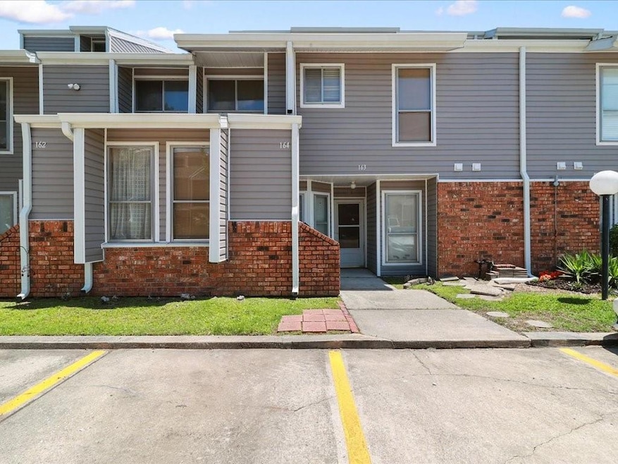 Sold • Co-Listing Agent