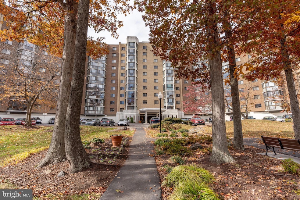 15101 Interlachen Dr unit 612, Silver Spring, MD 20906 - photo 1