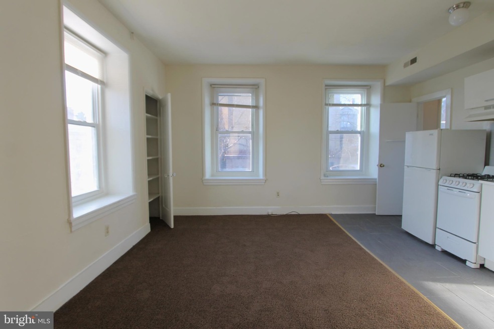 100 E Price St unit 2-A, Philadelphia, PA 19144 - photo 1