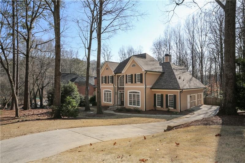 955 Azalea Dr, Roswell, GA 30075 - photo 1