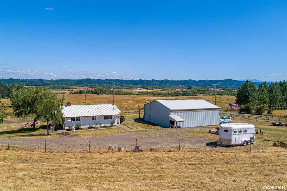 38292 Franklin Butte Rd, Scio, OR 97374 - photo 1