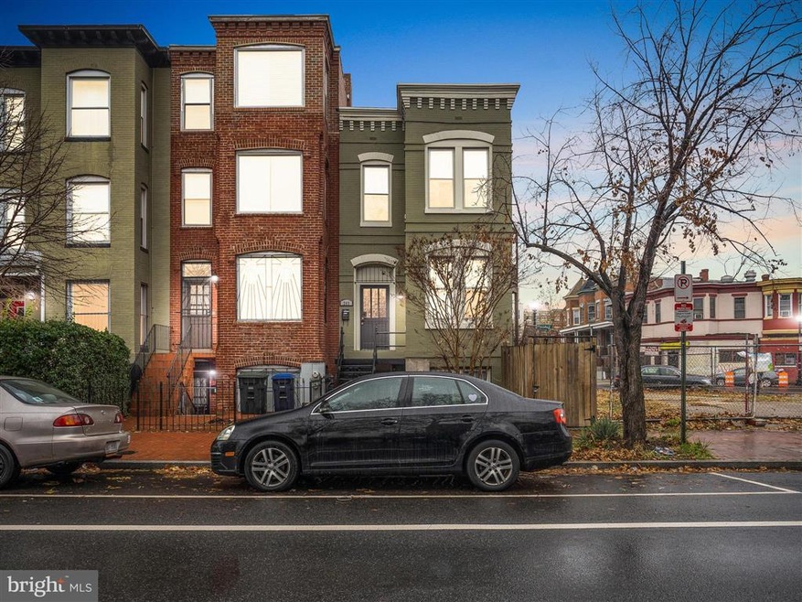 203 R St NW, Washington, DC 20001 - photo 1