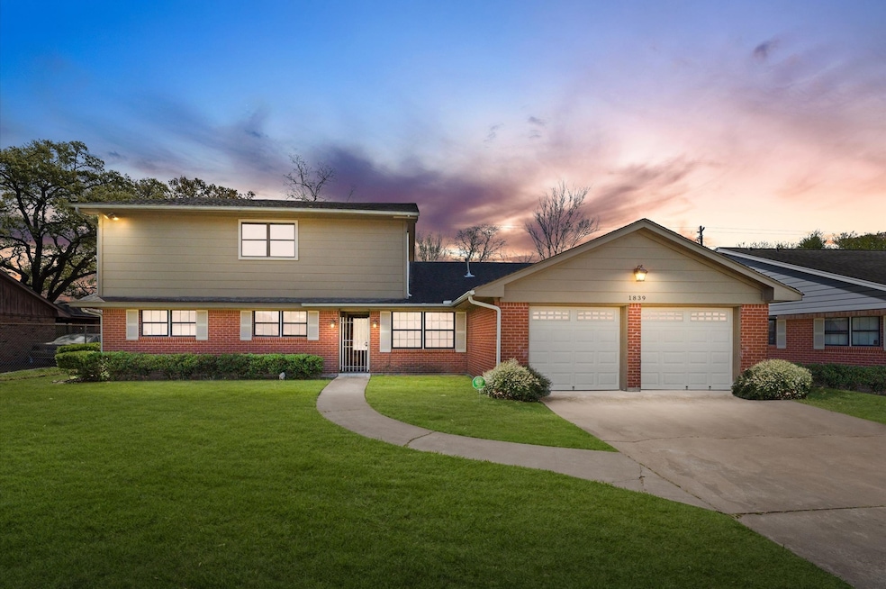 1839 Bethlehem St, Houston, TX 77018 - photo 1