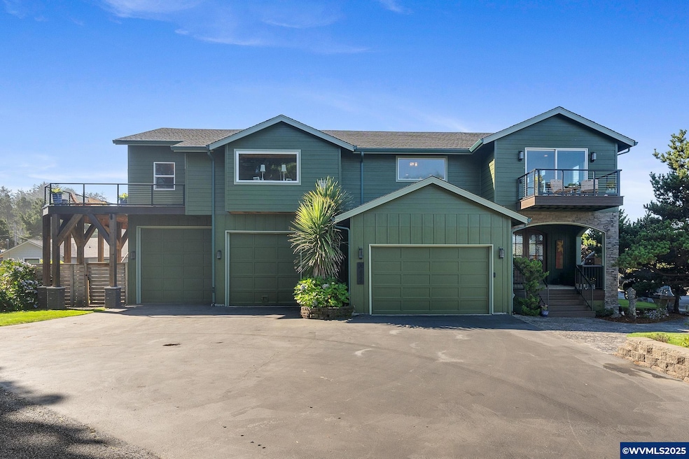 424 Cliff St, Depoe Bay, OR 97341 - photo 1