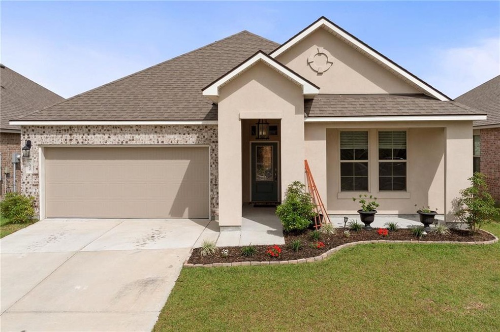 752 Bent Cypress Ln, Slidell, LA 70461 - photo 1