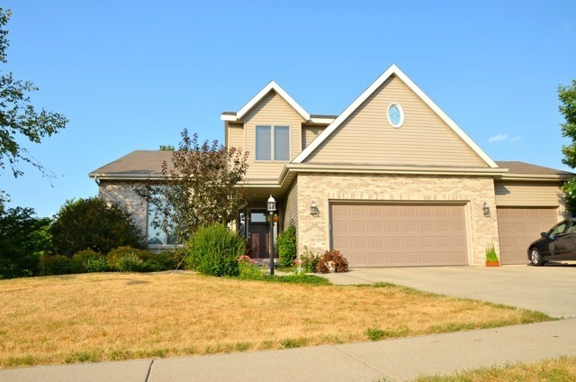 815 Liliana Terrace, Oregon, WI 53575 - photo 1