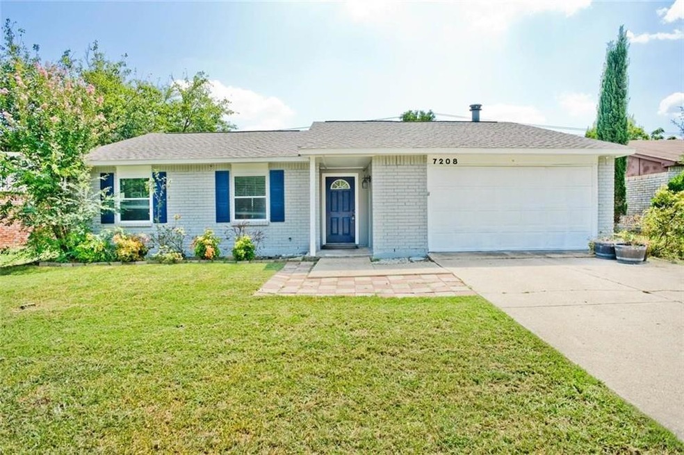 7208 Lancashire Dr, North Richland Hills, TX 76182 - photo 1