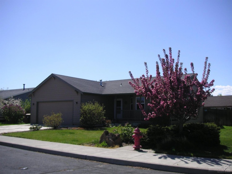 21351 Puffin Dr, Bend, OR 97701 - photo 1