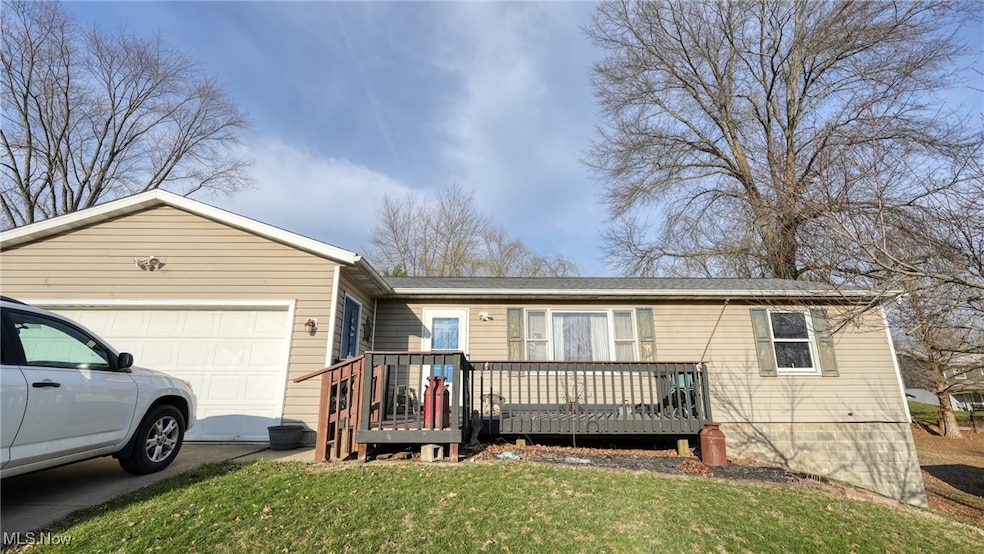 62813 3rd Ave, Cambridge, OH 43725 - photo 1