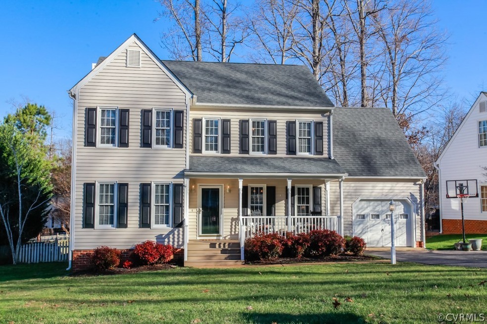 14502 Standing Oak Ct - Woodlake - Updated and wel