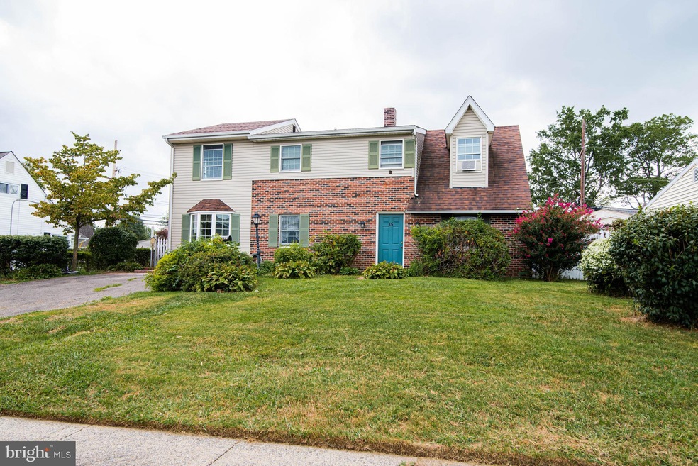 15 Ravine Ln, Levittown, PA 19055 - photo 1