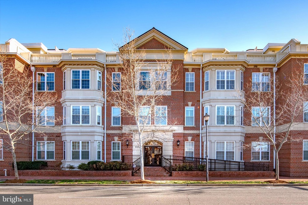 828 Slaters Ln unit 107, Alexandria, VA 22314 - photo 1