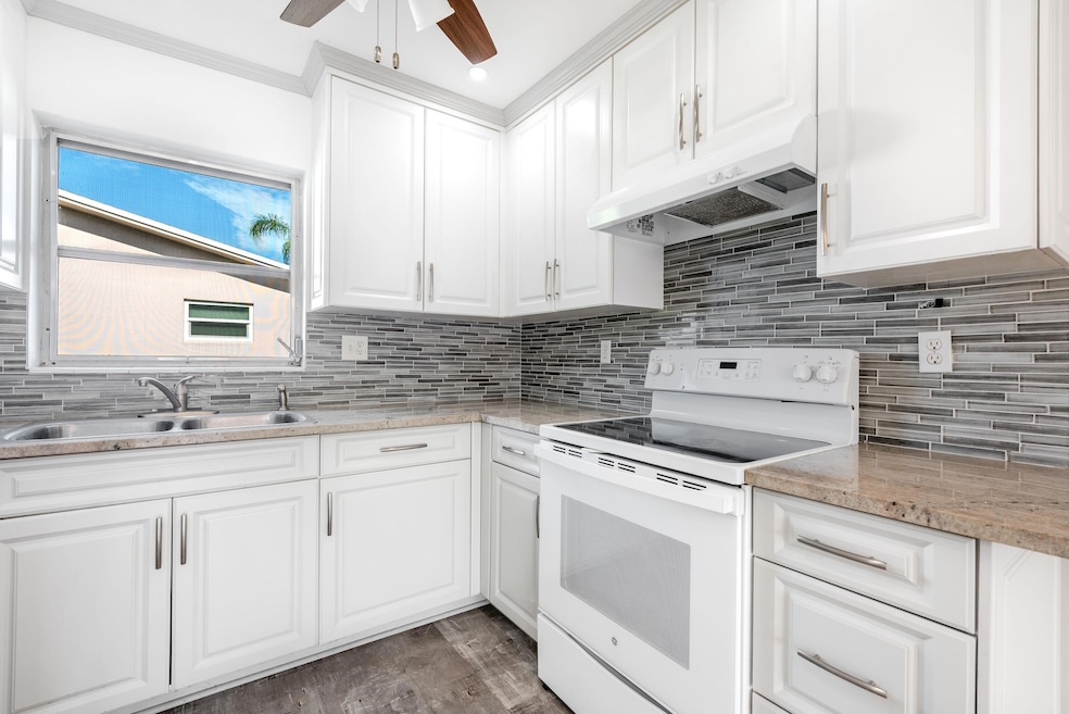 2739 Dudley Dr W unit D, West Palm Beach, FL 33415 - photo 1