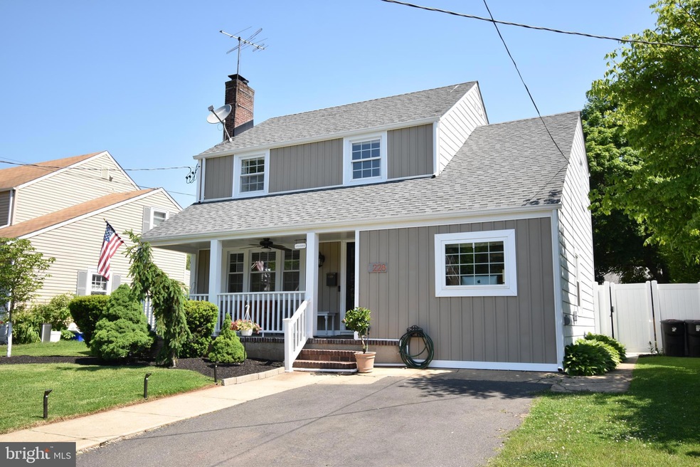 228 Greene Ave, Middlesex, NJ 08846 - photo 1