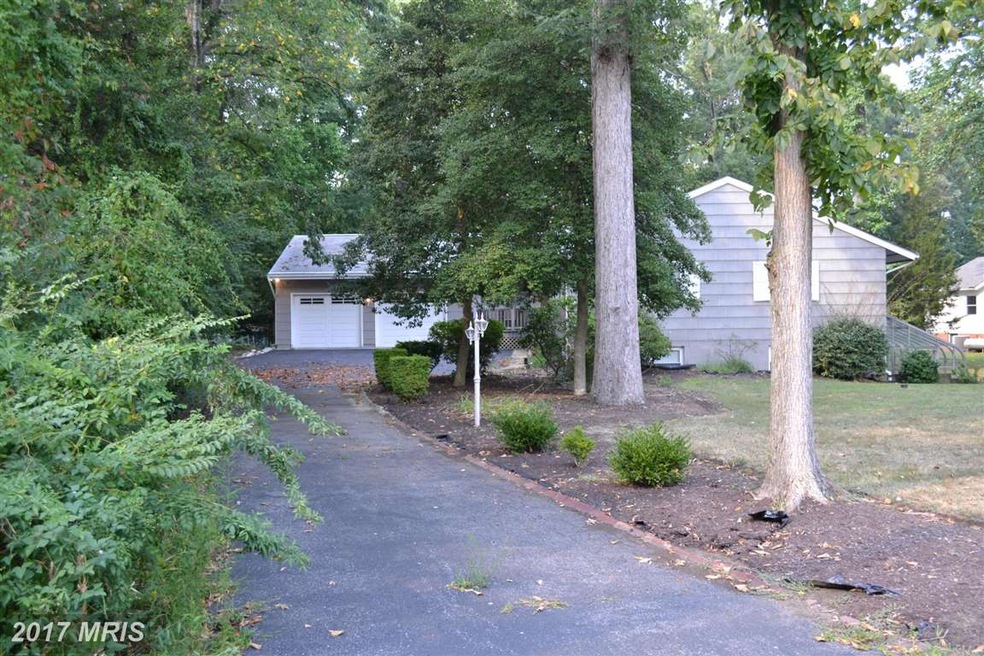 104 Spruce Ln, Annapolis, MD 21403 - photo 1