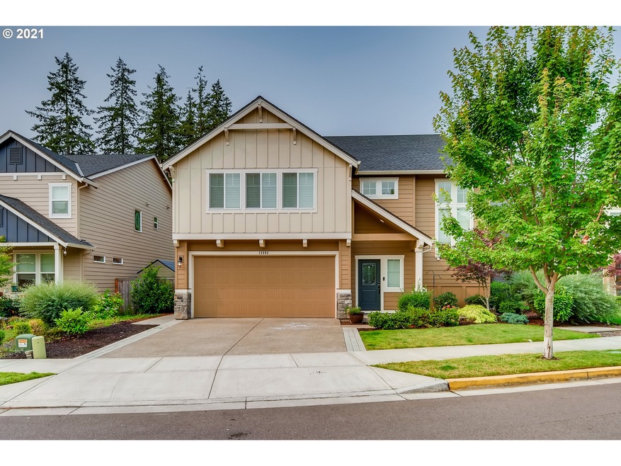 13893 SE Nightingale Ave, Happy Valley, OR 97015 - photo 1