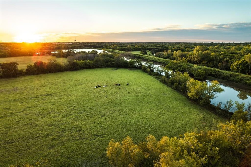 6116 County Road 707, Alvarado, TX 76009 - photo 1