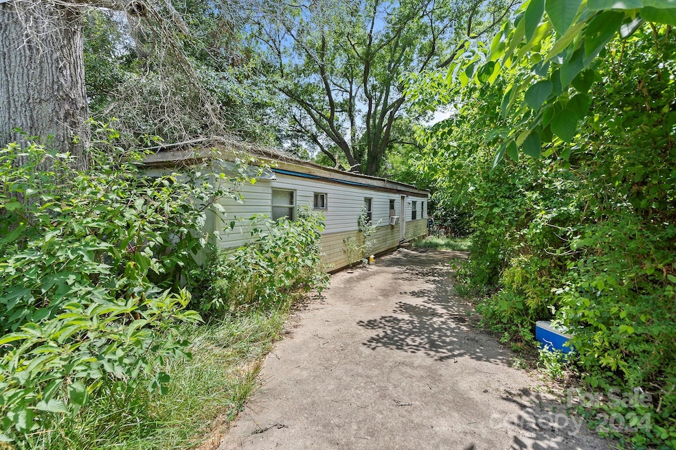 509 Elizabeth Dr, Gastonia, NC 28052 - photo 1