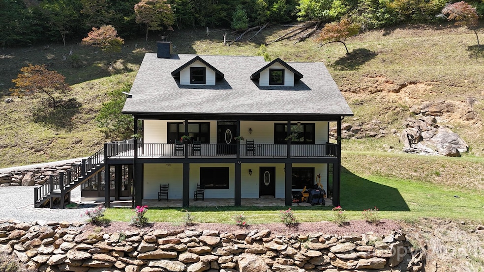Sold $725,000