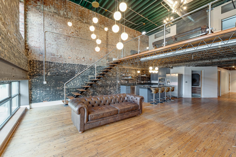 55 E Main St apt 207-14