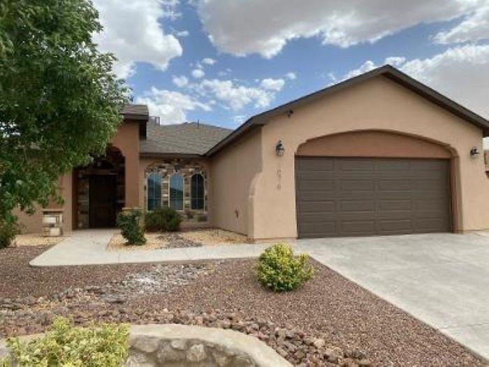 1076 La Bajada Dr, Alamogordo, NM 88310 - photo 1