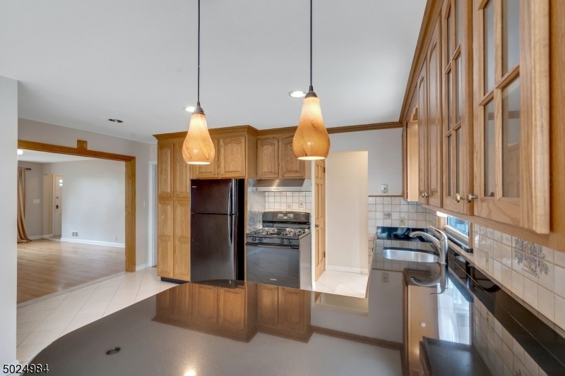 723 Midland Blvd, Union, NJ 07083 - photo 1