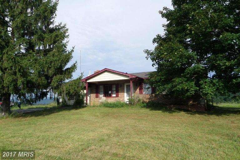 349 Windy Hill Ct, Bentonville, VA 22610 - photo 1