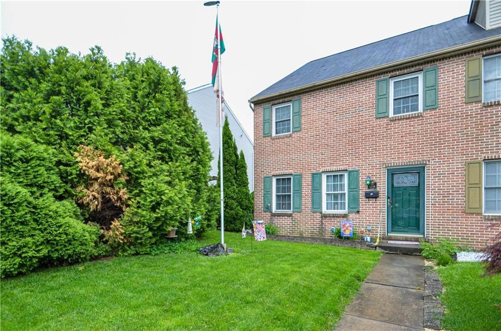 5218 Pennsylvania St, Whitehall, PA 18052 - photo 1