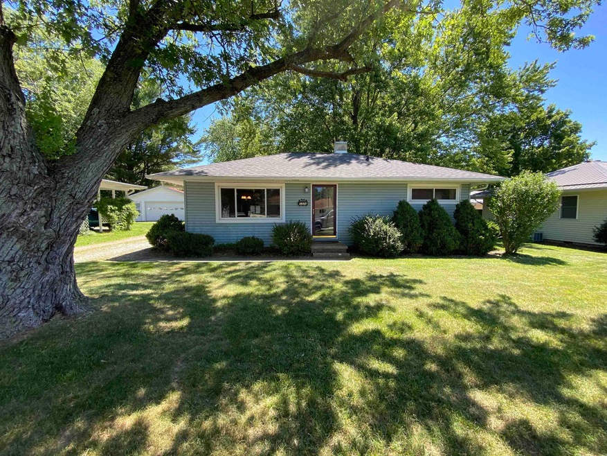 1304 Short St, Covington, IN 47932 - photo 1