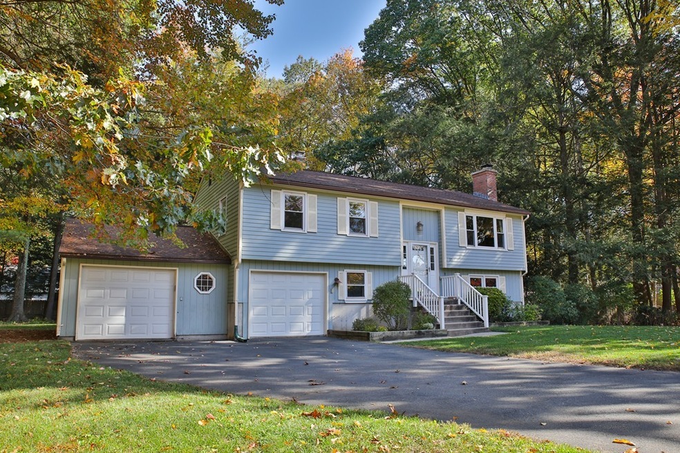 22 Lawler Dr, Easthampton, MA 01027 - photo 1