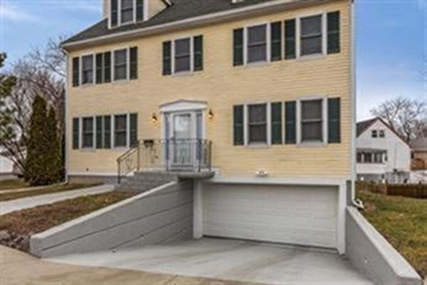 1 Sunapee Ln, West Roxbury, MA 02132 - photo 1