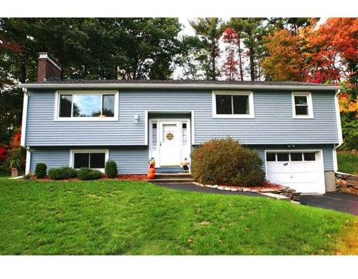 108 Bumble Bee Cir, Shrewsbury, MA 01545 - photo 1