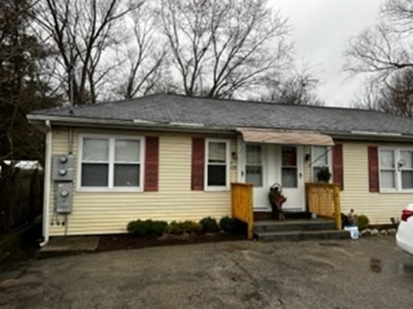 273 Pulaski Blvd, Bellingham, MA 02019 - photo 1