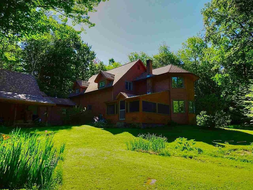 661 Wortheim Ln, Richmond, VT 05477 - photo 1
