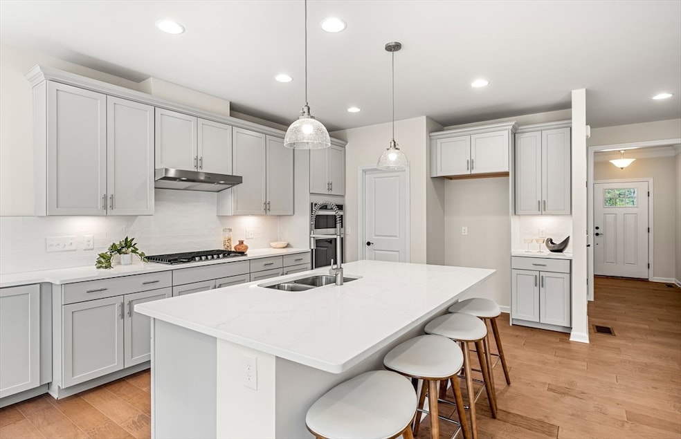 14 Tiger Terrace unit 29, Walpole, MA 02081 - photo 1