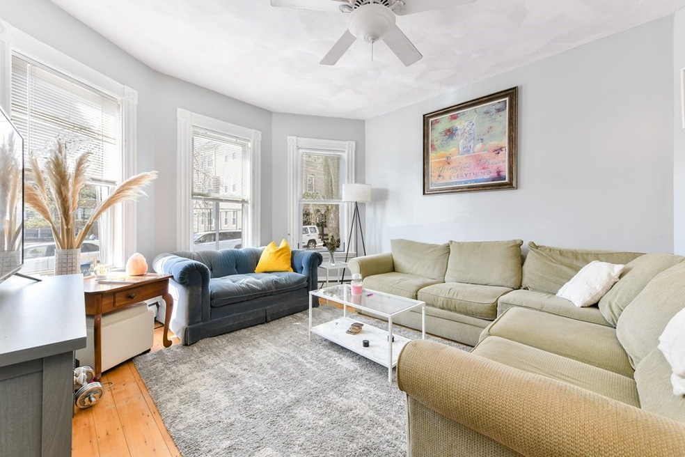 748 E 3rd St unit 1, Boston, MA 02127 - photo 1