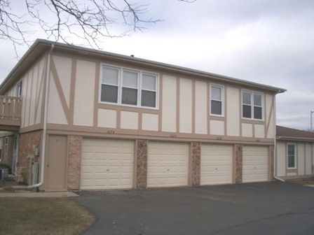 1074 Glouchester Harbor unit 1074, Schaumburg, IL 60193 - photo 1
