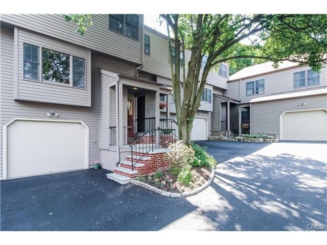 33 Lambert Common unit 33, Wilton, CT 06897 - photo 1