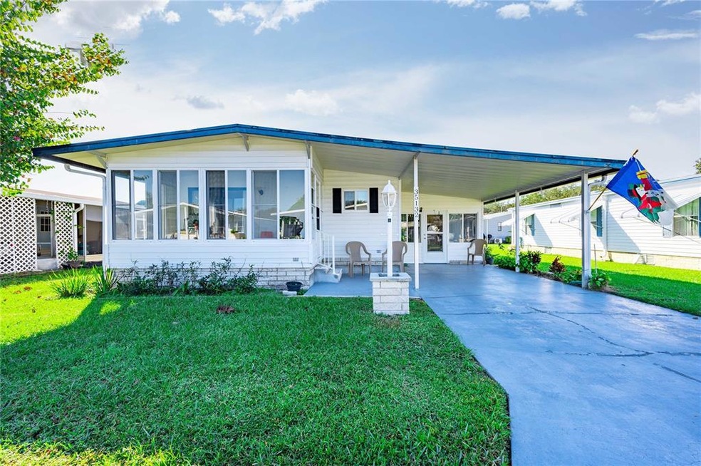 35132 Colony Hills Dr, Zephyrhills, FL 33541 - photo 1