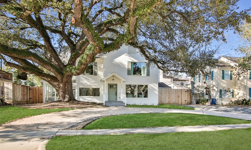 1210 S Shepherd Dr, Houston, TX 77019 - photo 1